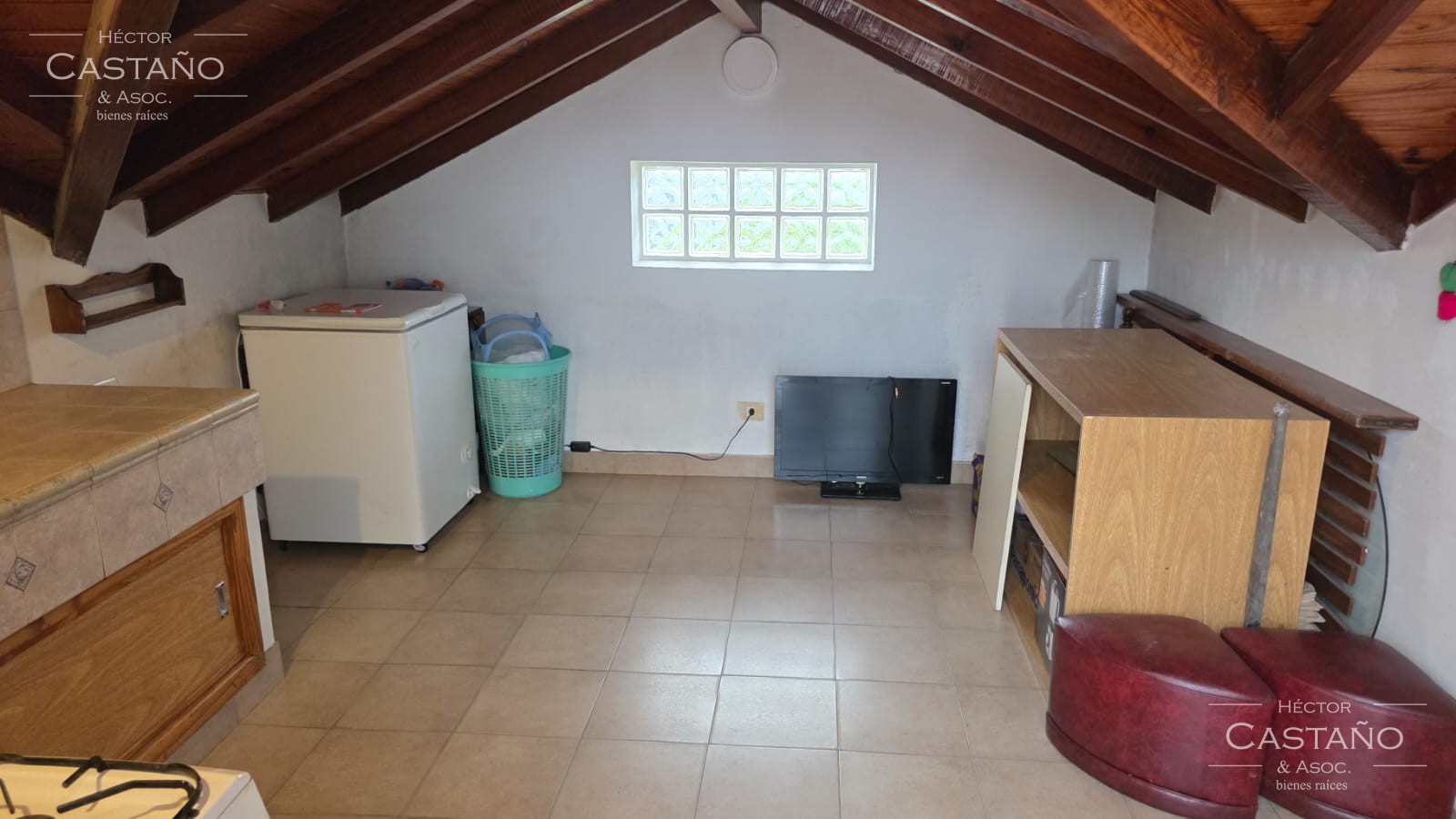 FLORIDA OESTE PH de 5 Ambientes con Garage, Patio con Parrilla y Playroom – Excelente Estado