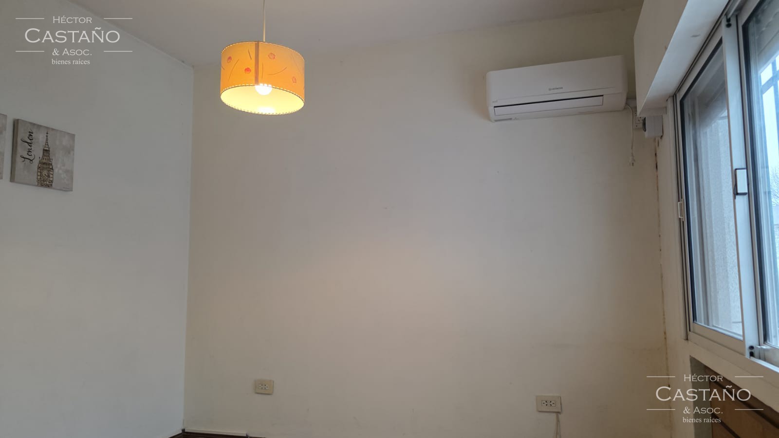 FLORIDA OESTE PH de 5 Ambientes con Garage, Patio con Parrilla y Playroom – Excelente Estado