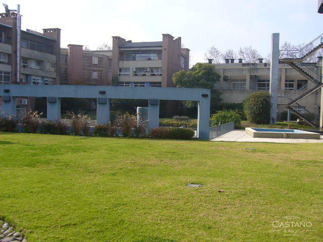 Departamento 2 amb en alquiler en Solares de Olivos con cochera.