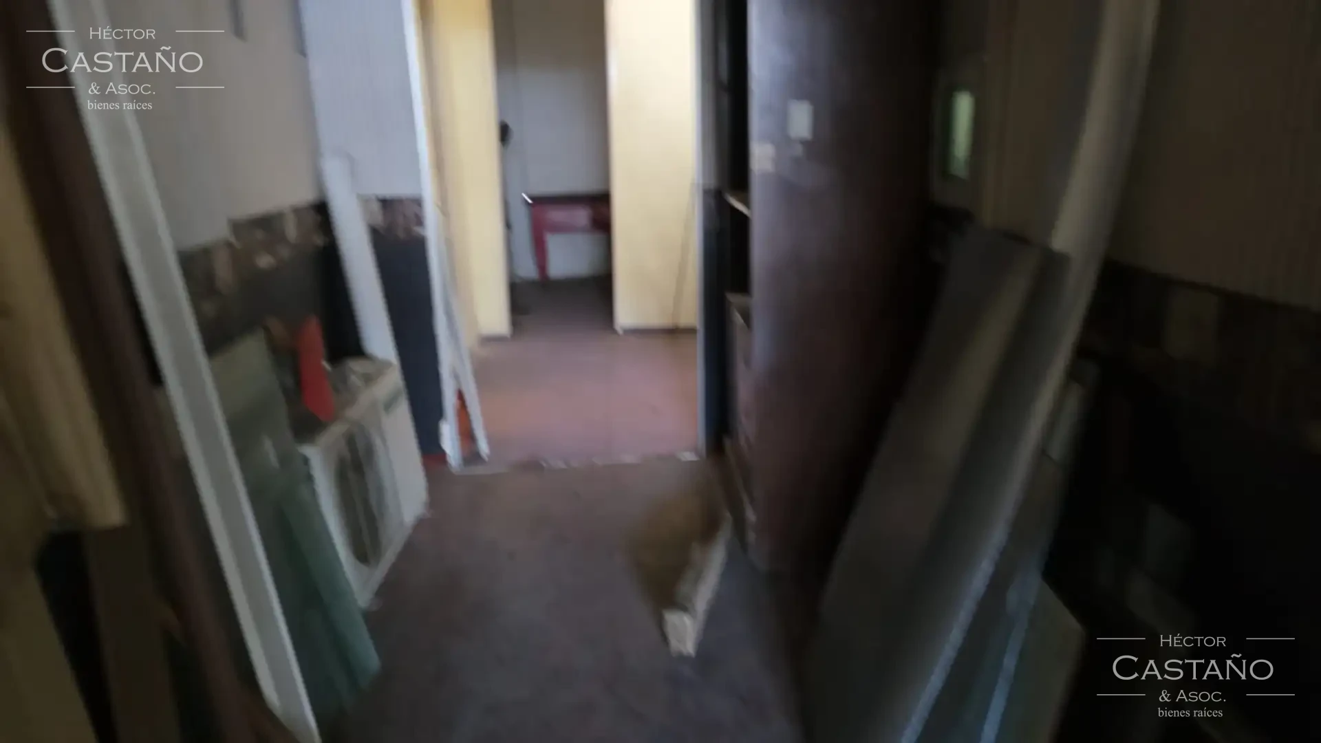 Venta de Importante Local Comercial con Amplio Salón en Villa Lynch