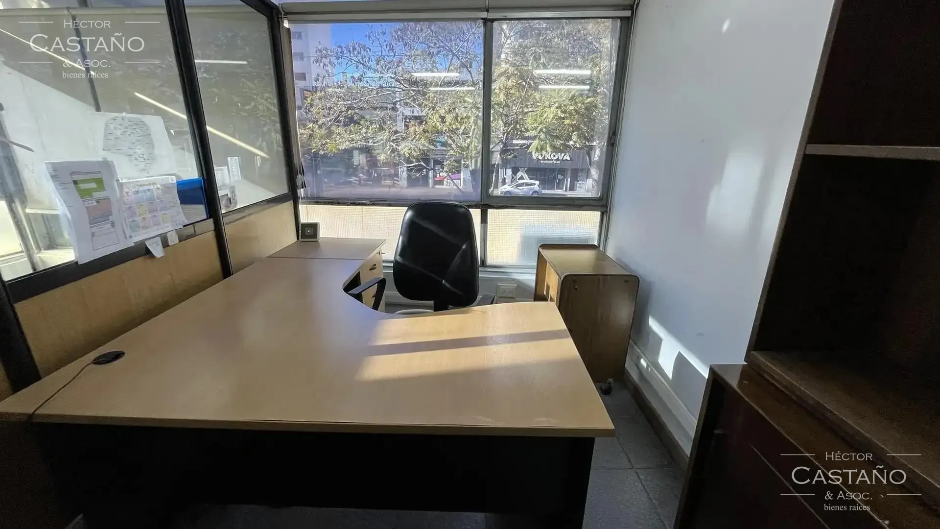 Excelentes Oficinas en alquiler en Florida