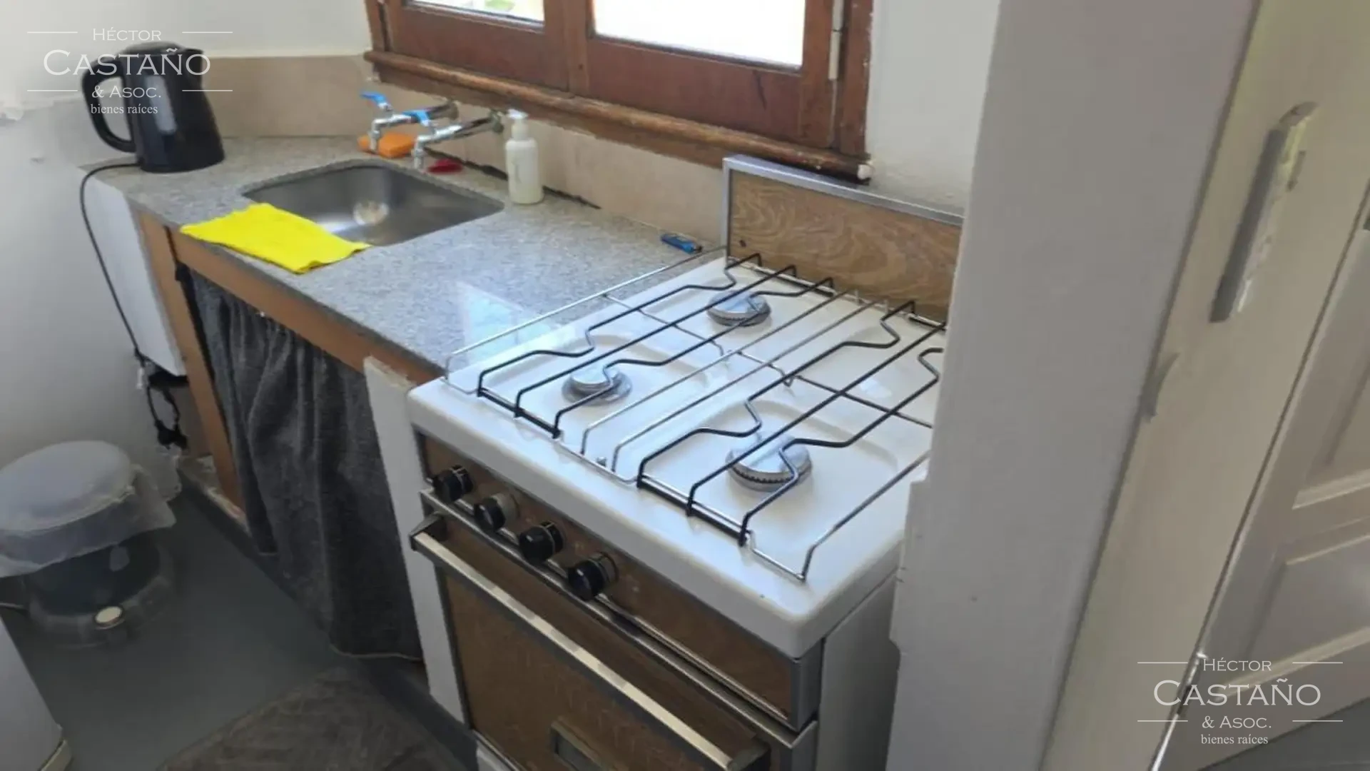 PH de 5 ambientes con local comercial, cochera y parrilla en Tigre Centro