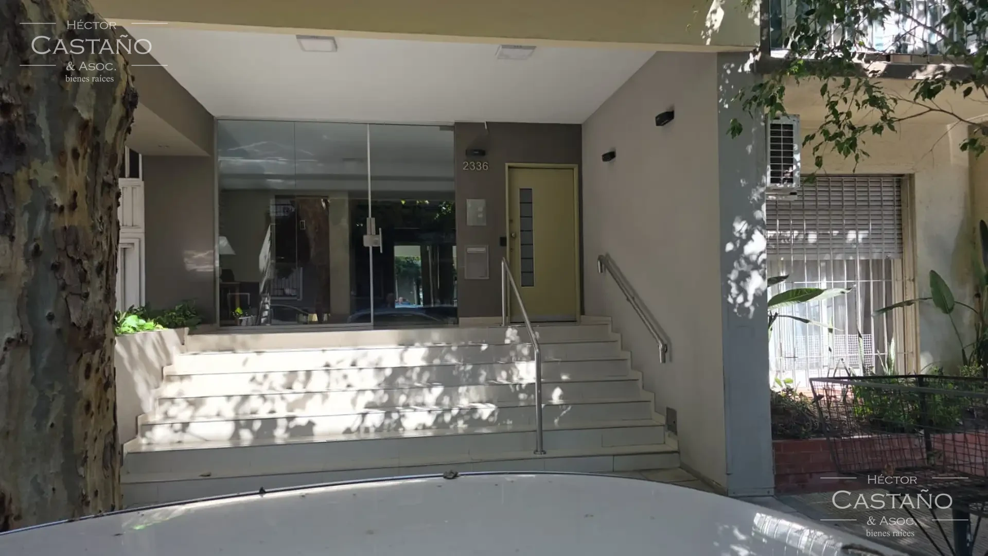 Florida - Excelente ubicación - Departamento en Venta 4 ambientes con dependencia, lavadero y cochera.