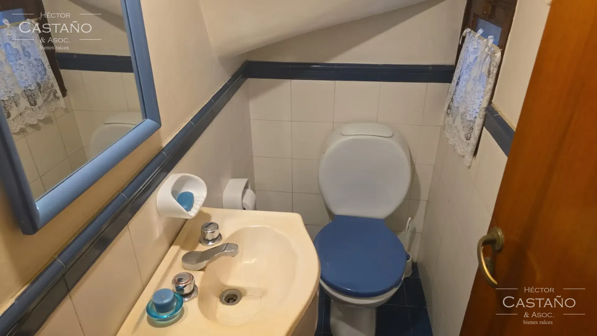 Florida Casa tipo duplex en venta en Florida cerca de estación Juan B Justo 4 ambientes mas playroom