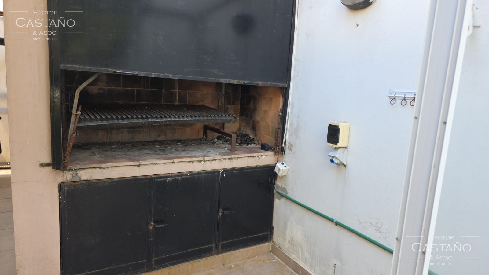 PH USO PROFESIONAL o VIVIENDA, CON JARDIN Y 2 DORMITORIOS