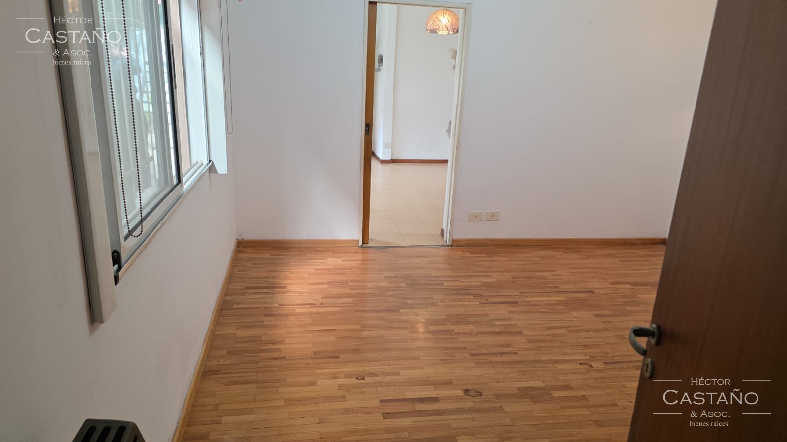 PH USO PROFESIONAL o VIVIENDA, CON JARDIN Y 2 DORMITORIOS