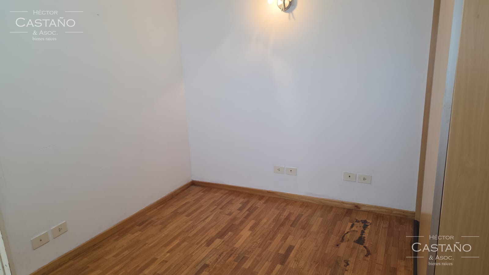 PH USO PROFESIONAL o VIVIENDA, CON JARDIN Y 2 DORMITORIOS