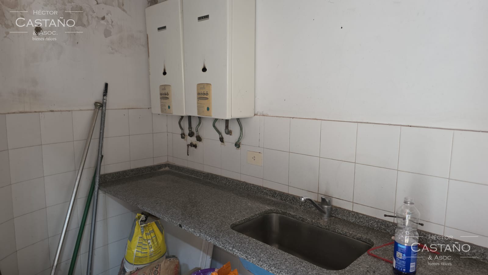 PH USO PROFESIONAL o VIVIENDA, CON JARDIN Y 2 DORMITORIOS