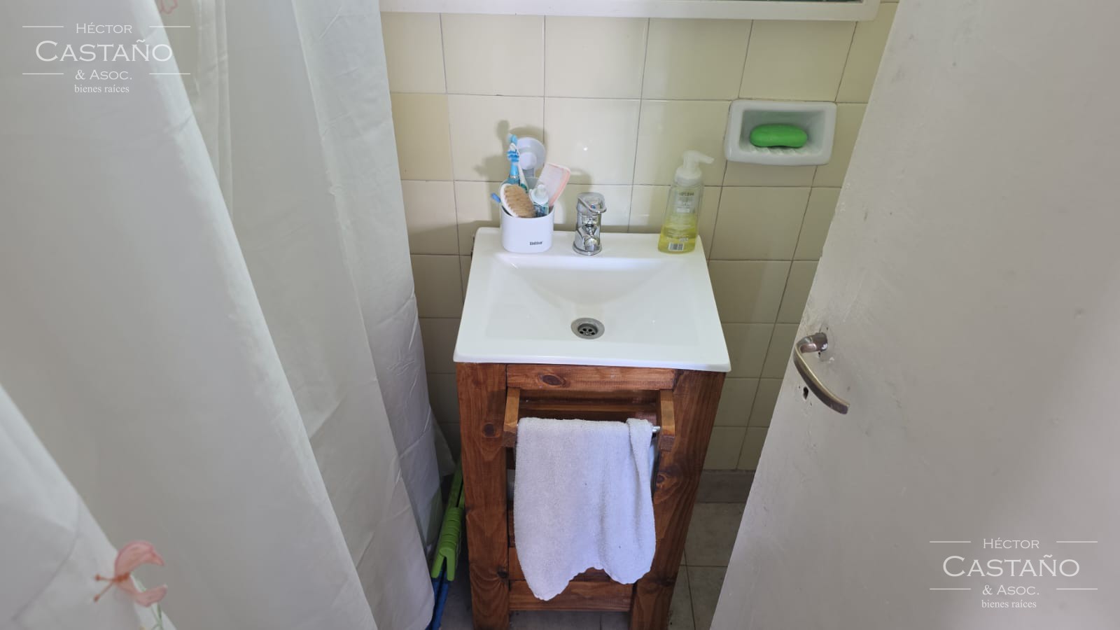 Olivos - Departamento de 2 ambientes con cocina integrada